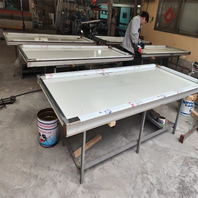 鹰潭铅门能隔住辐射吗